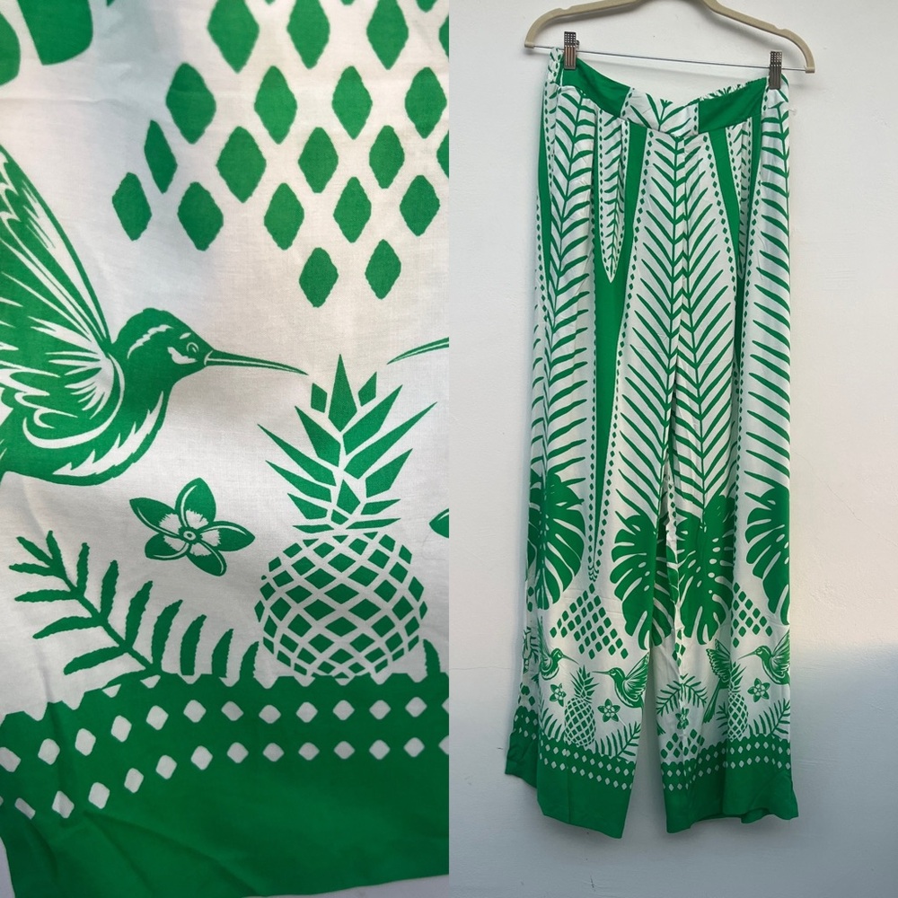NWT Sunlight Kiss Beautiful Monstera Leaf, Pineapple & Hummingbird Palazzo Pants
